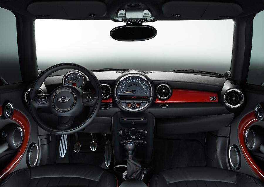  Mini Cooper JCW 2011 года  (фото 3 из 13)